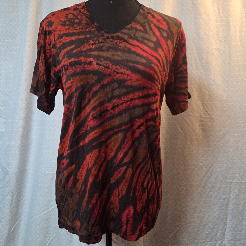 Sacred Threads Red and Black Swirl Tie Dye Women's Tee